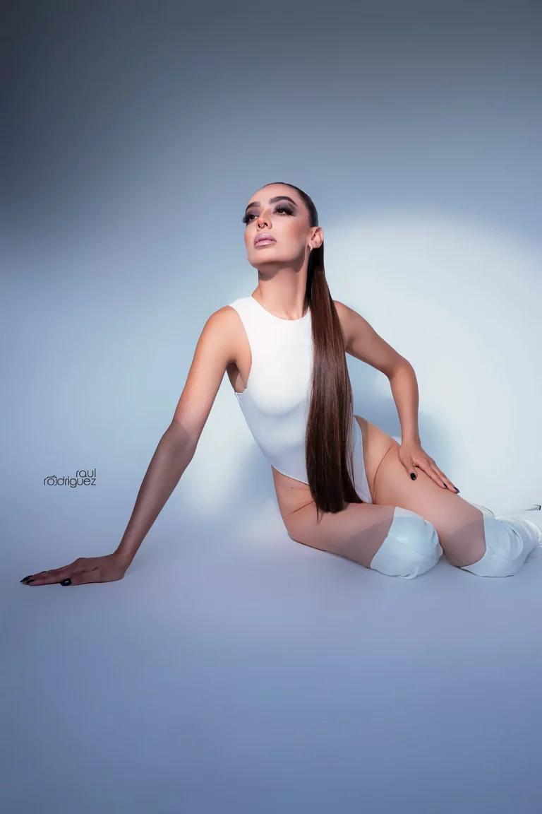 studio - betty lemus 3 084 redes