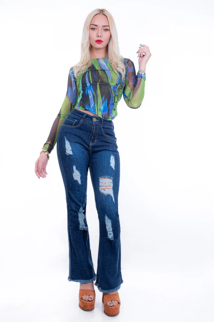 gloss - melanie gutierrez 1 042 redes